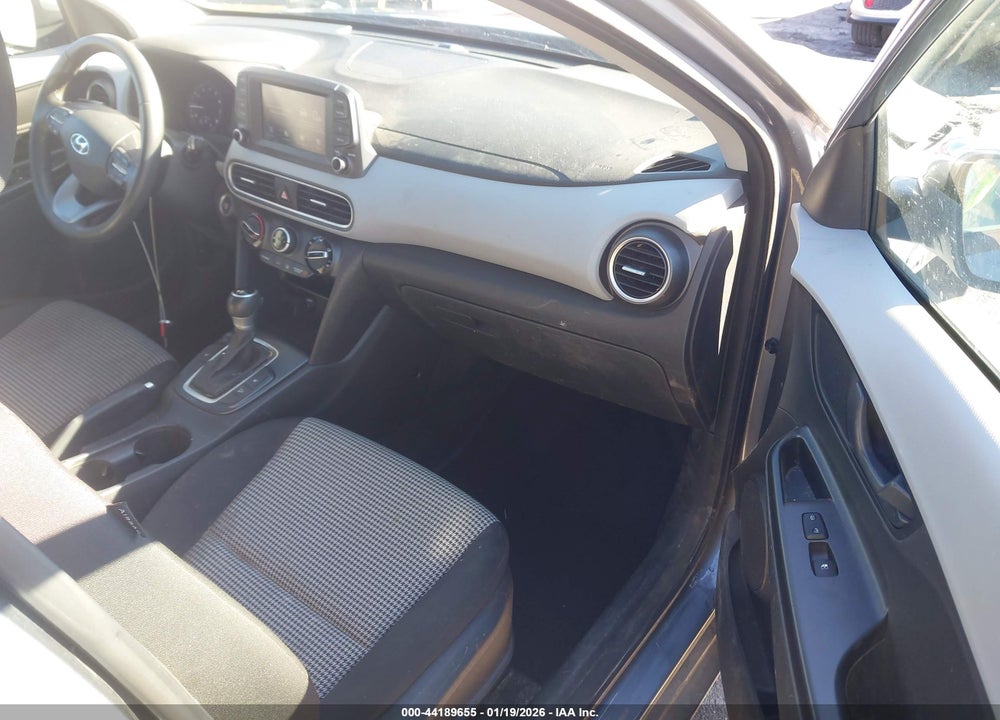 2021 HYUNDAI KONA SEL VIN: KM8K22AA5MU702847