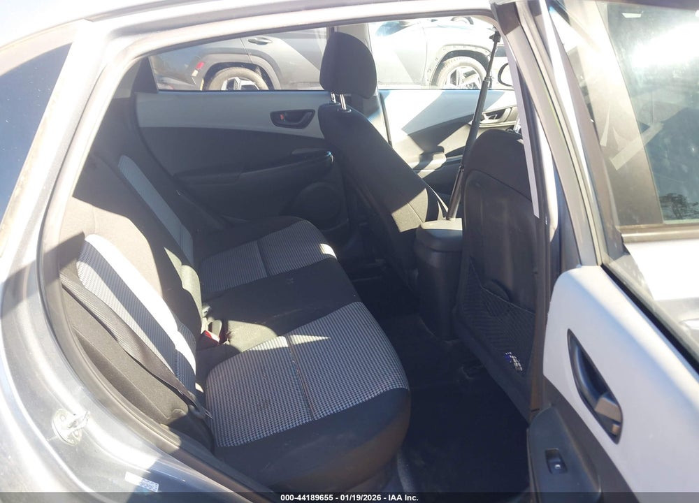 2021 HYUNDAI KONA SEL VIN: KM8K22AA5MU702847