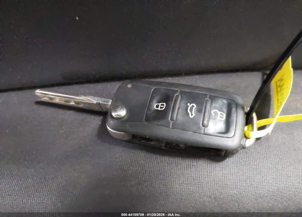 2014 VOLKSWAGEN GOLF 2.0L TDI VIN: WVWDM7AJ9EW005899