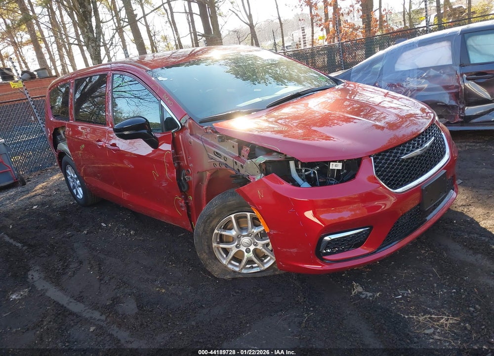2026 CHRYSLER PACIFICA SELECT VIN: 2C4RC1BG2TR151561