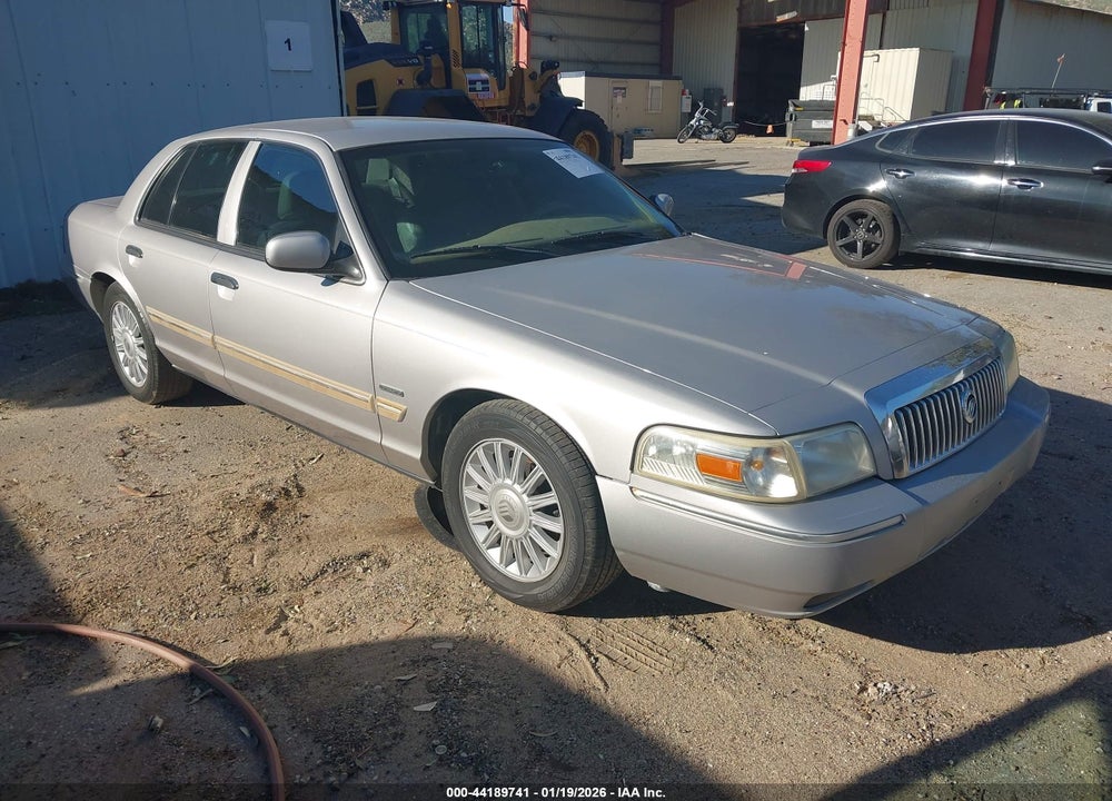 2010 MERCURY GRAND MARQUIS LS (FLEET ONLY) VIN: 2MEBM7FV6AX633032