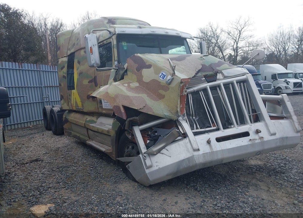 2017 WESTERN STAR 5700 XE SET BACK AXLE W/SLEEPER VIN: 5KJJBHDR3HLJF5625
