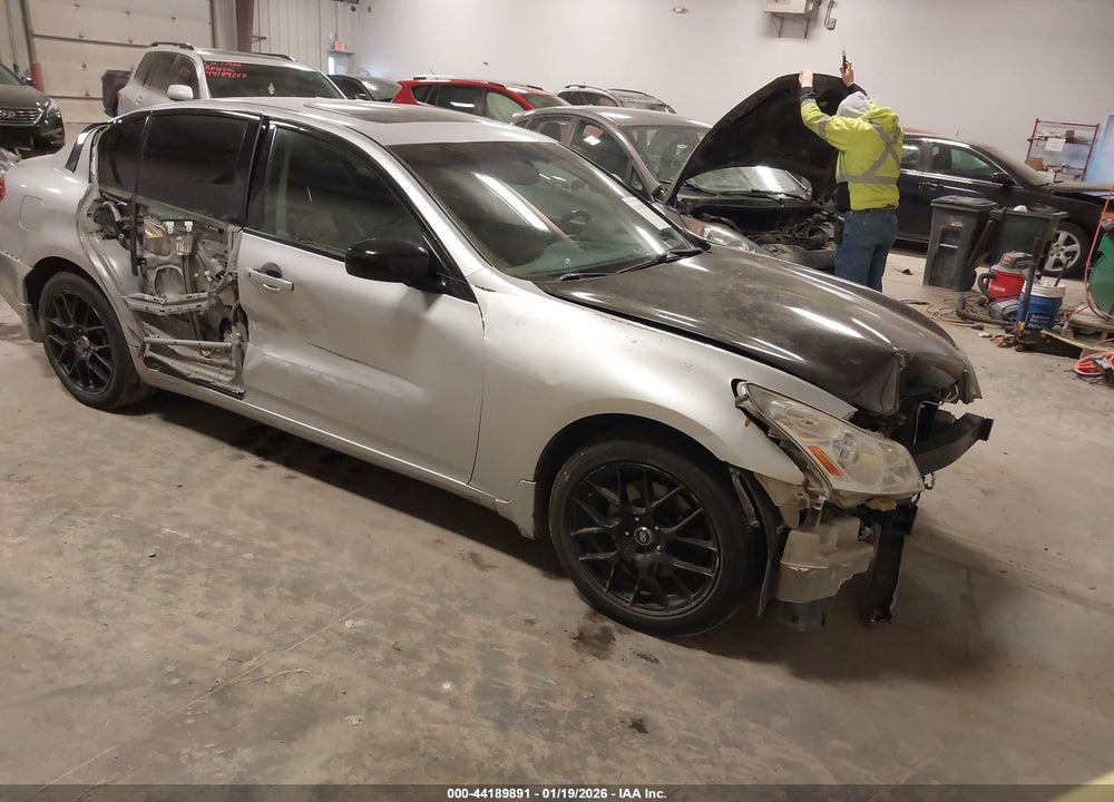 2007 INFINITI G35X VIN: JNKBV61F37M801300