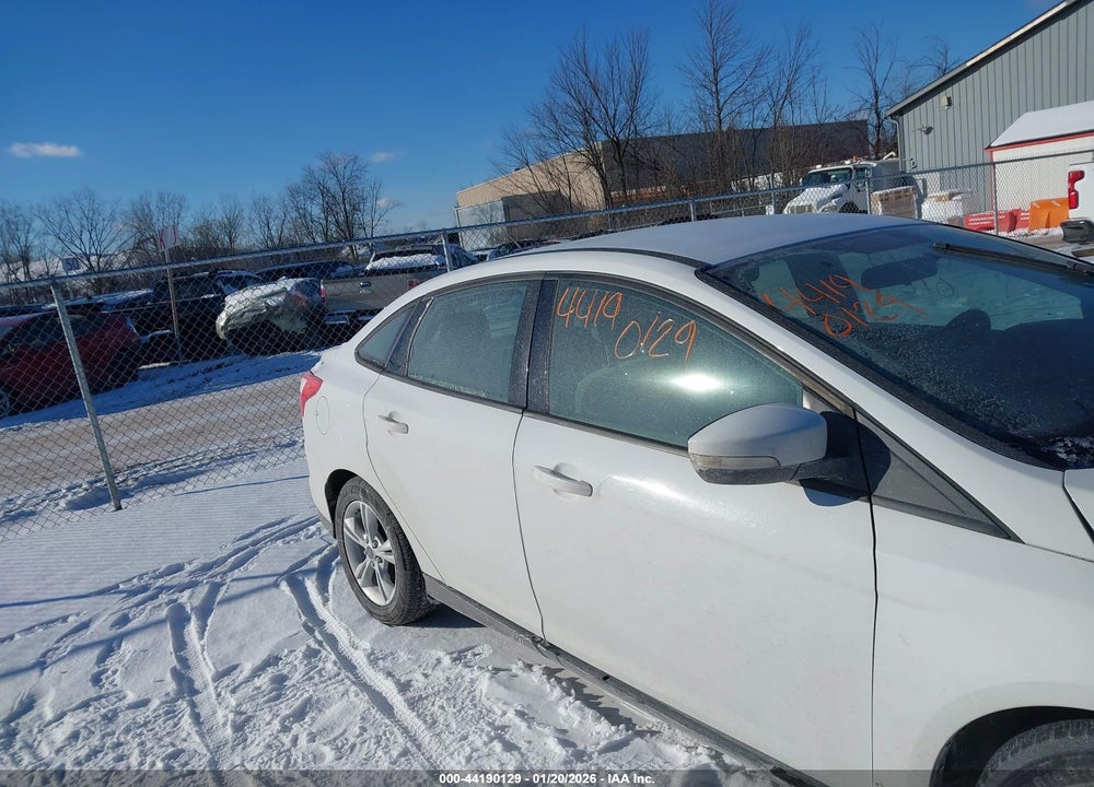 2014 FORD FOCUS SE VIN: 1FADP3F2XEL412087