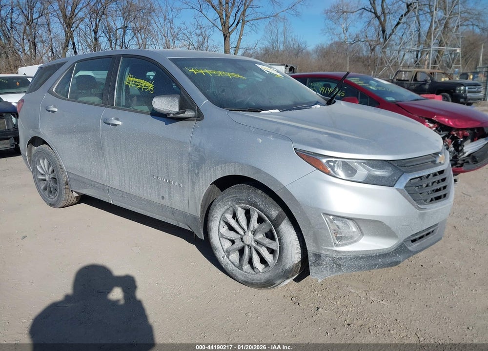 2020 CHEVROLET EQUINOX FWD LS VIN: 3GNAXHEV5LS551130
