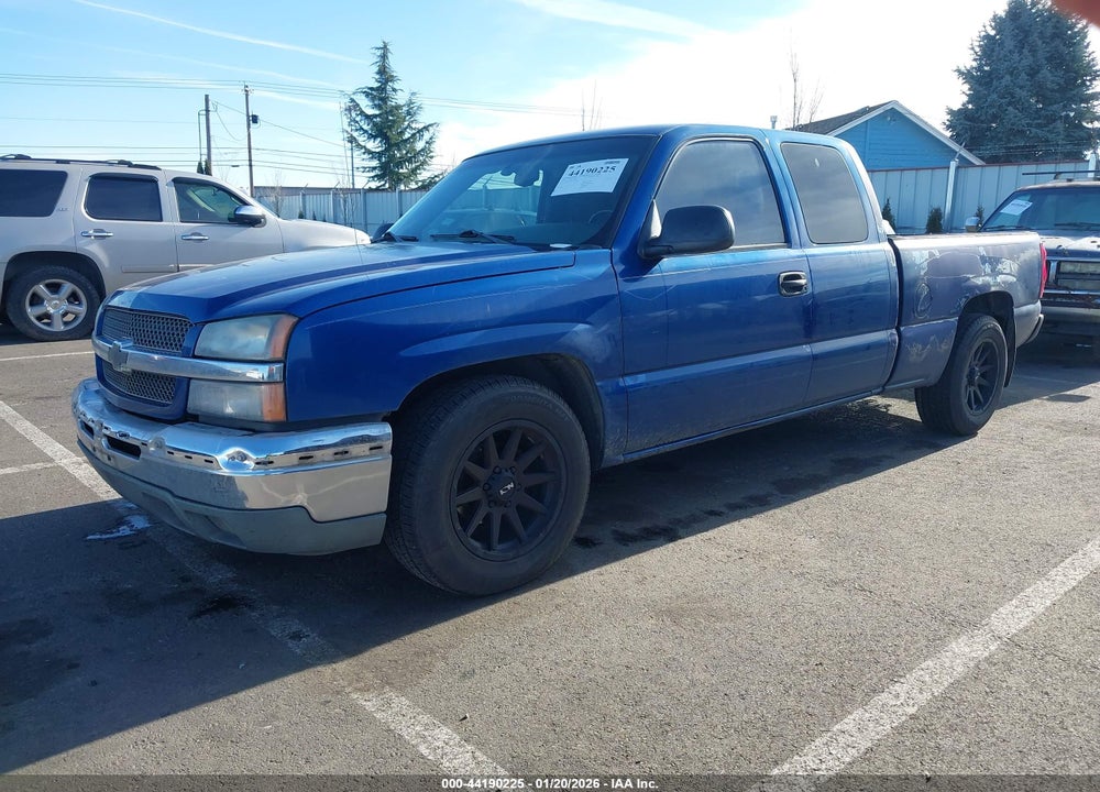 2004 CHEVROLET SILVERADO 1500 LS VIN: 2GCEC19T341172095