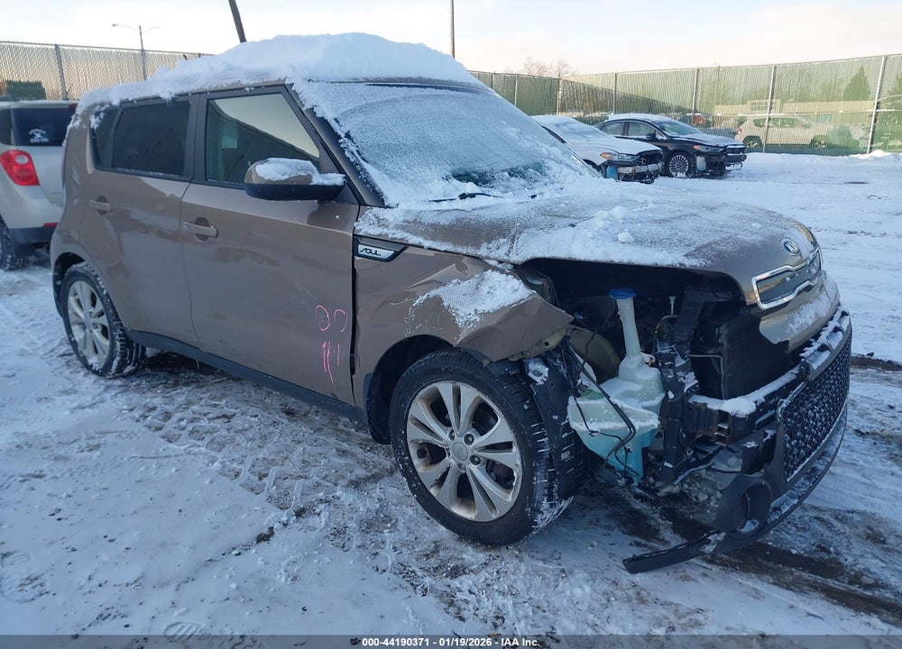 2015 KIA SOUL + VIN: KNDJP3A53F7190730