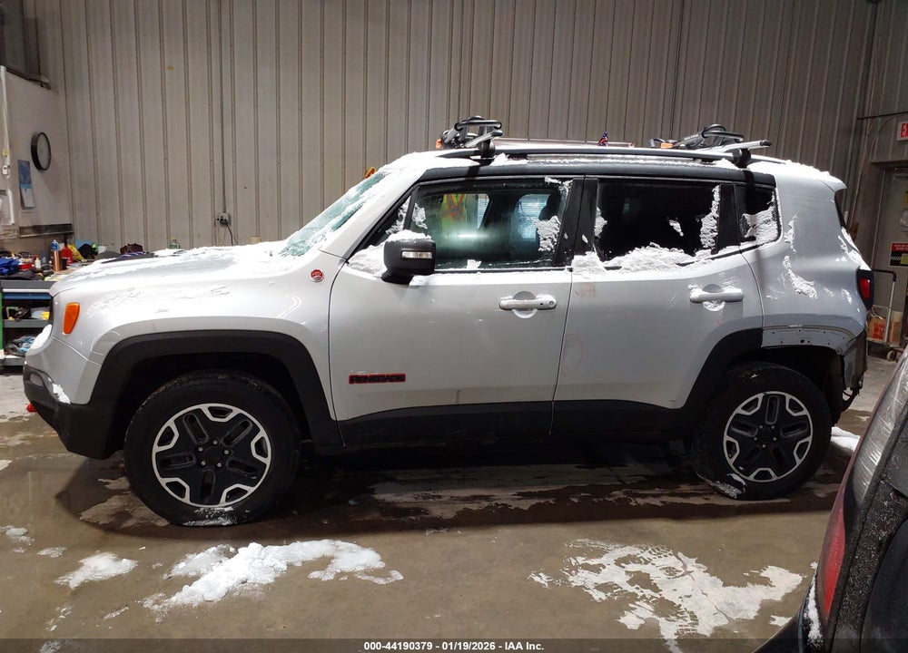 2016 JEEP RENEGADE TRAILHAWK VIN: ZACCJBCT5GPD65791