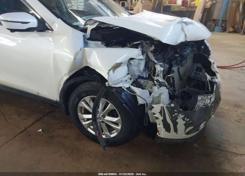 2016 NISSAN ROGUE SV VIN: KNMAT2MV4GP656443