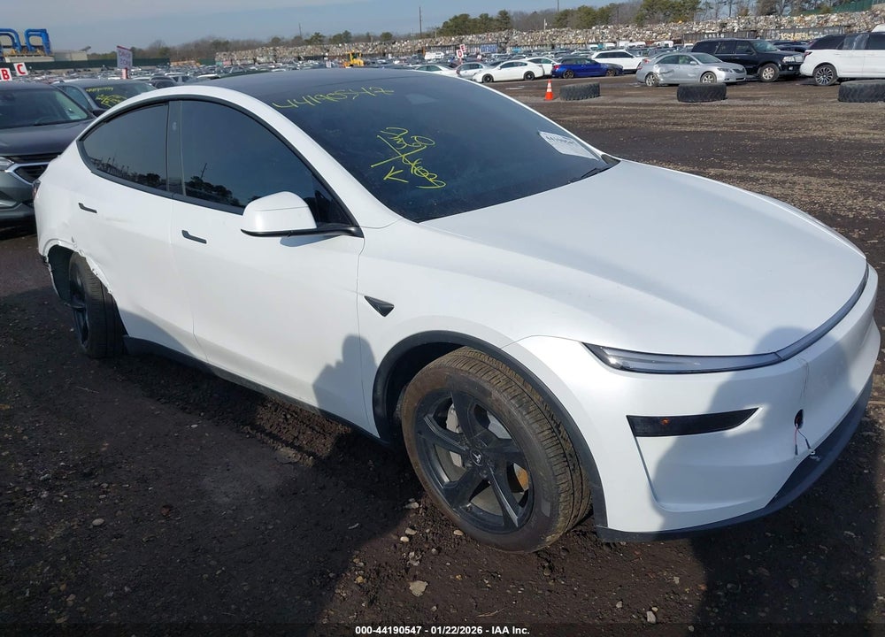 2026 TESLA MODEL Y PREMIUM REAR-WHEEL DRIVE/STANDARD REAR-WHEEL DRIVE VIN: 7SAYGDEDXTA438614