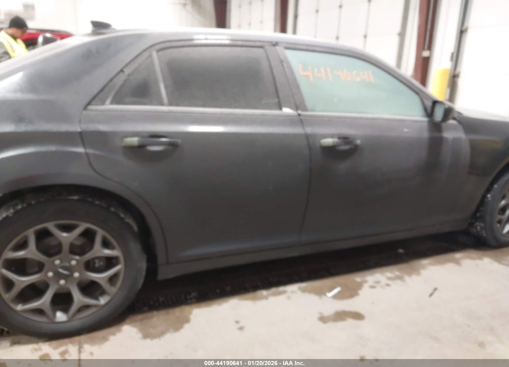 2018 CHRYSLER 300 S VIN: 2C3CCAGG3JH293696