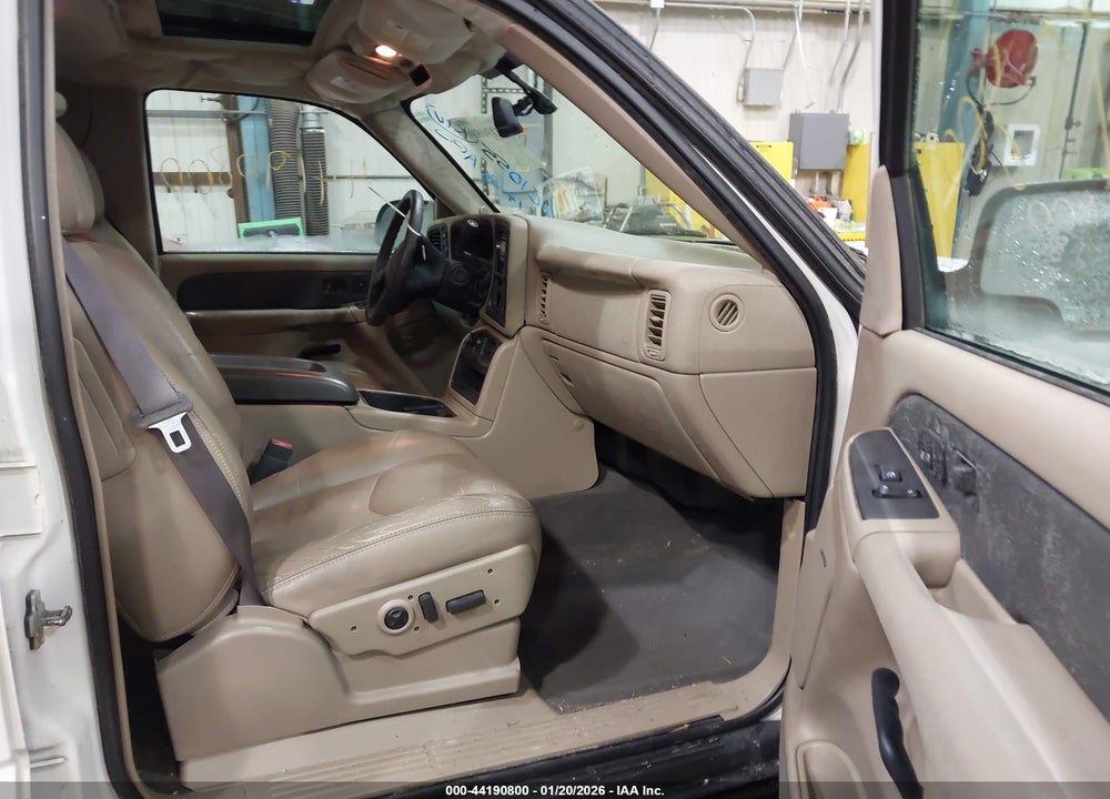2004 CHEVROLET AVALANCHE 1500 VIN: 3GNEK12T24G210296