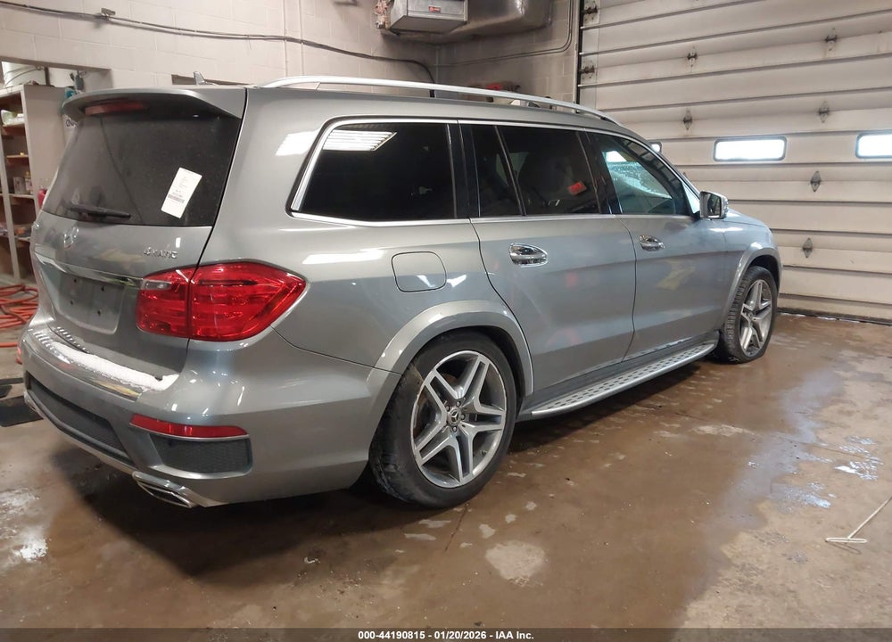 2016 MERCEDES-BENZ GL 550 4MATIC VIN: 4JGDF7DEXGA665406