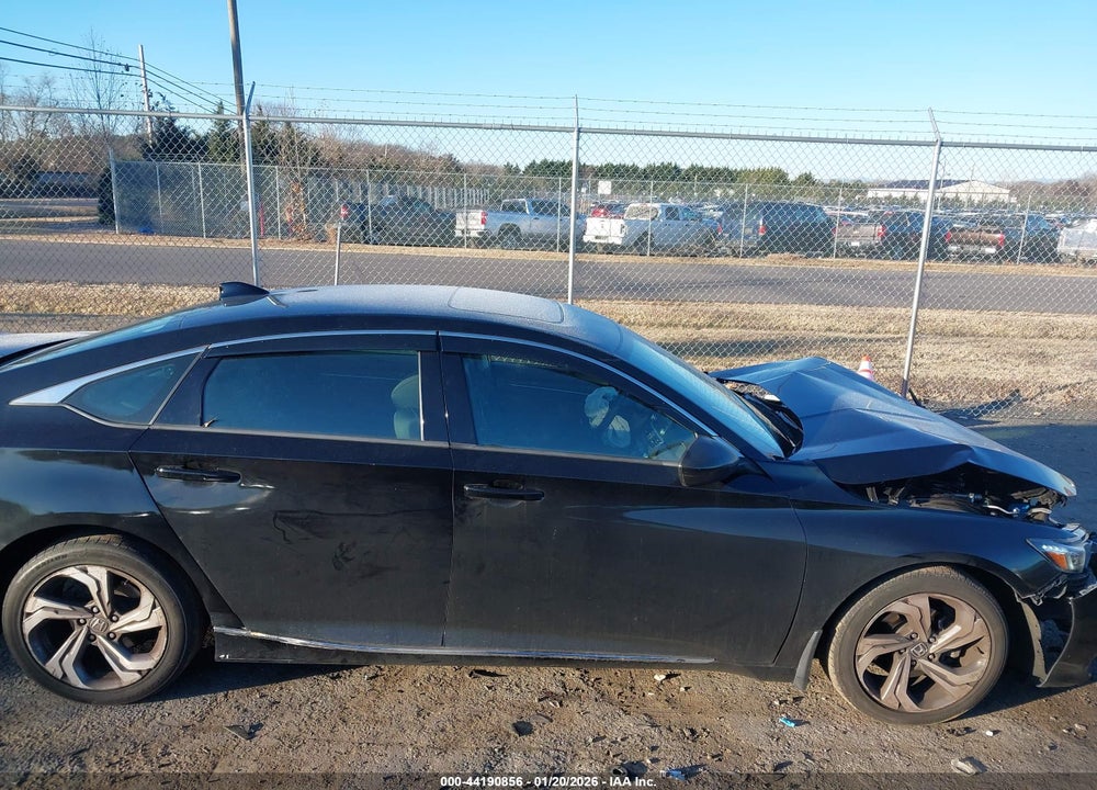 2018 HONDA ACCORD EX VIN: 1HGCV1F47JA225527