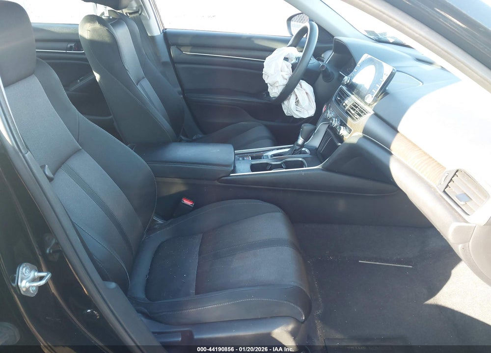 2018 HONDA ACCORD EX VIN: 1HGCV1F47JA225527