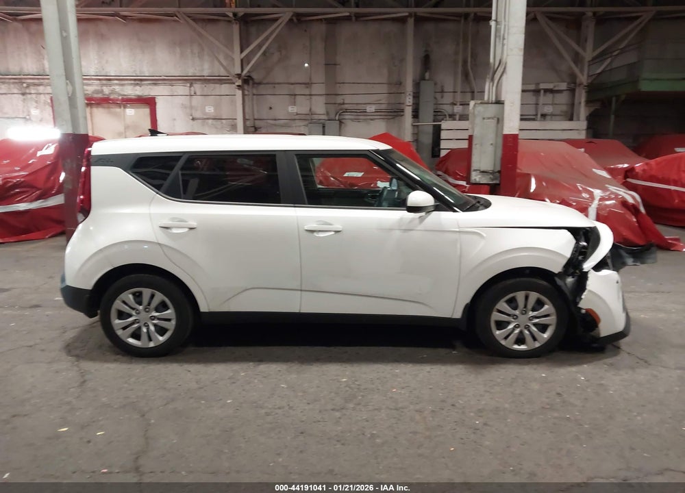 2021 KIA SOUL LX VIN: KNDJ23AU3M7143474