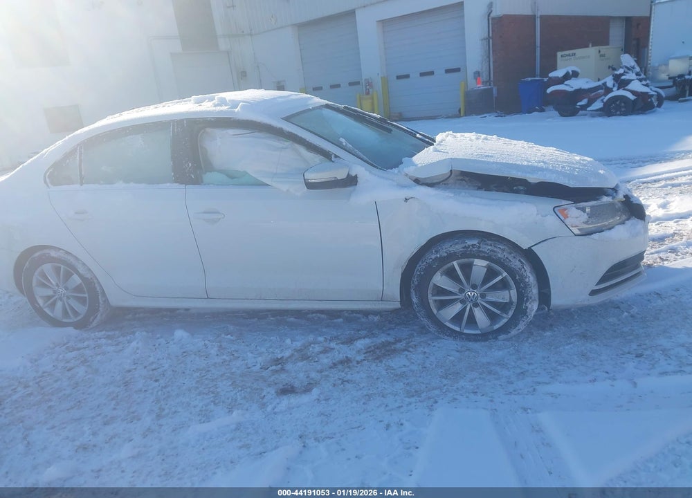 2016 VOLKSWAGEN JETTA 1.4T SE VIN: 3VWD67AJ6GM320430