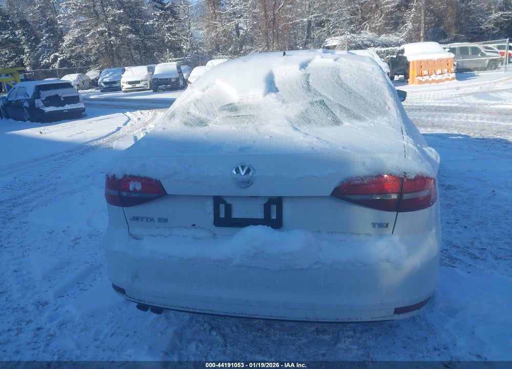 2016 VOLKSWAGEN JETTA 1.4T SE VIN: 3VWD67AJ6GM320430
