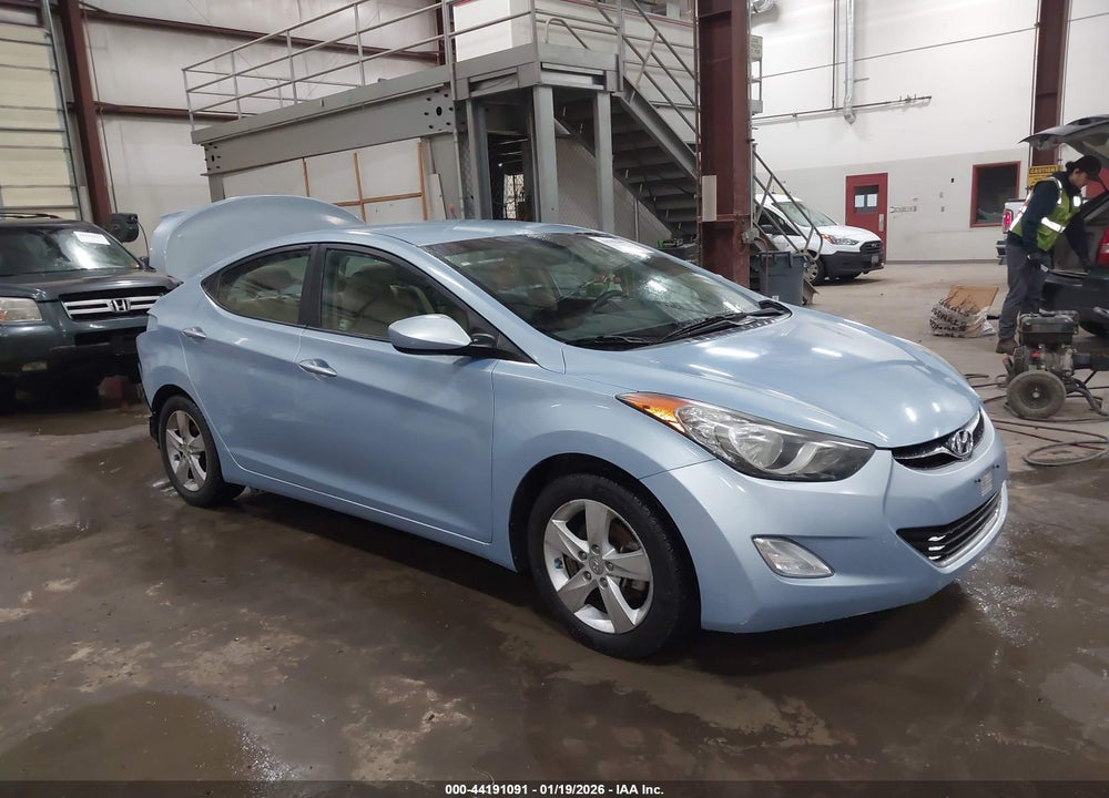 2013 HYUNDAI ELANTRA GLS/LIMITED VIN: KMHDH4AE3DU517637