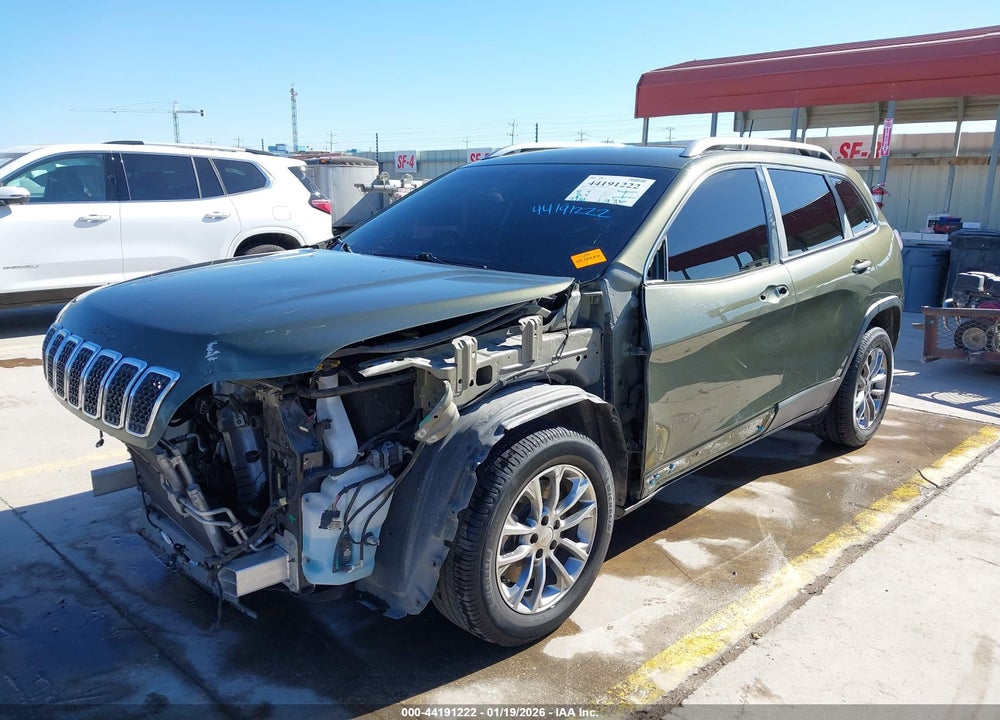 2019 JEEP CHEROKEE LATITUDE PLUS FWD VIN: 1C4PJLLB8KD144255