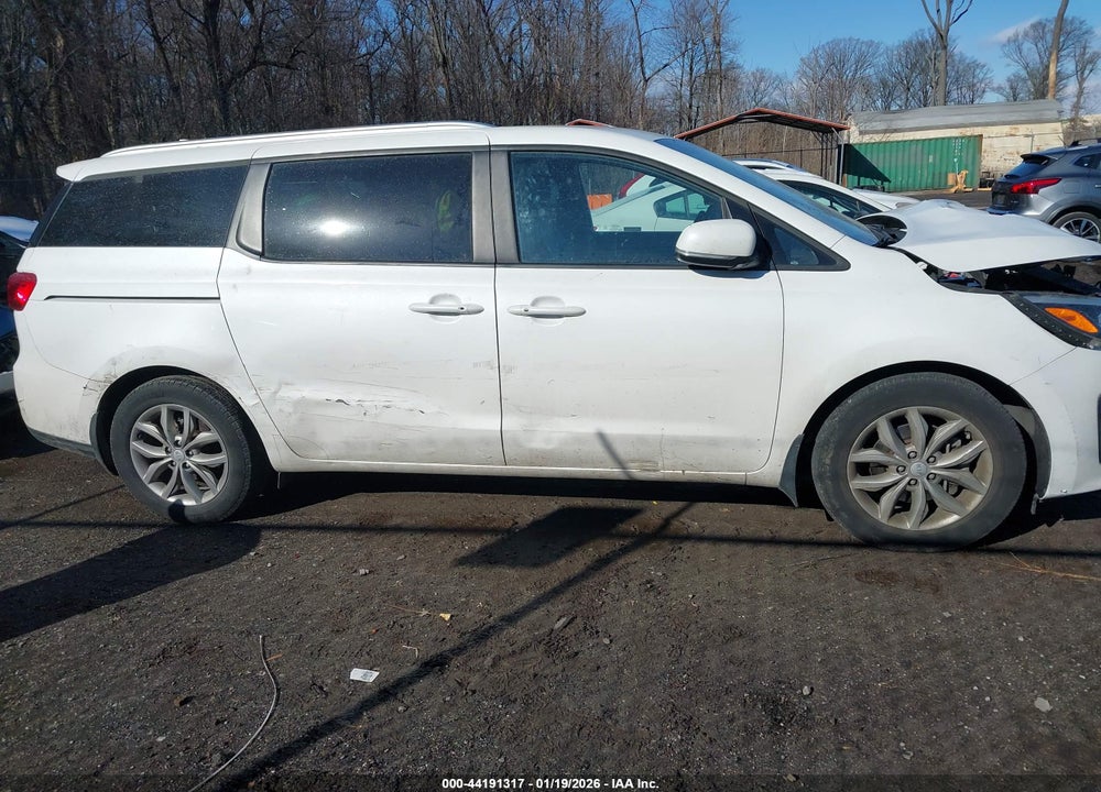 2019 KIA SEDONA EX VIN: KNDMB5C13K6500263