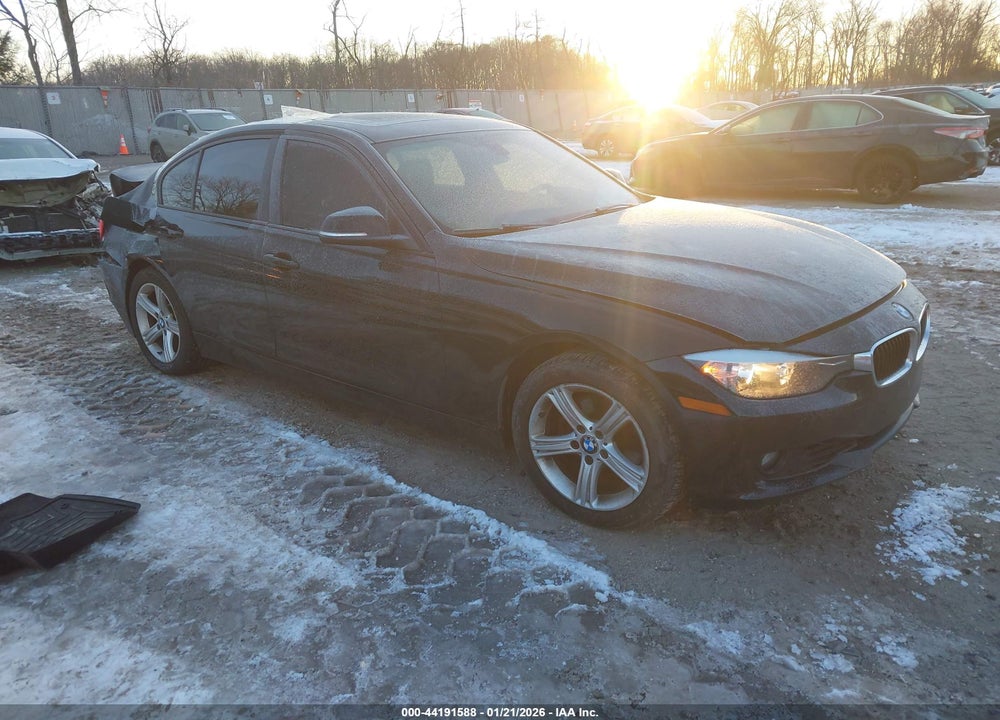 2013 BMW 328I XDRIVE VIN: WBA3B5G5XDNS02873