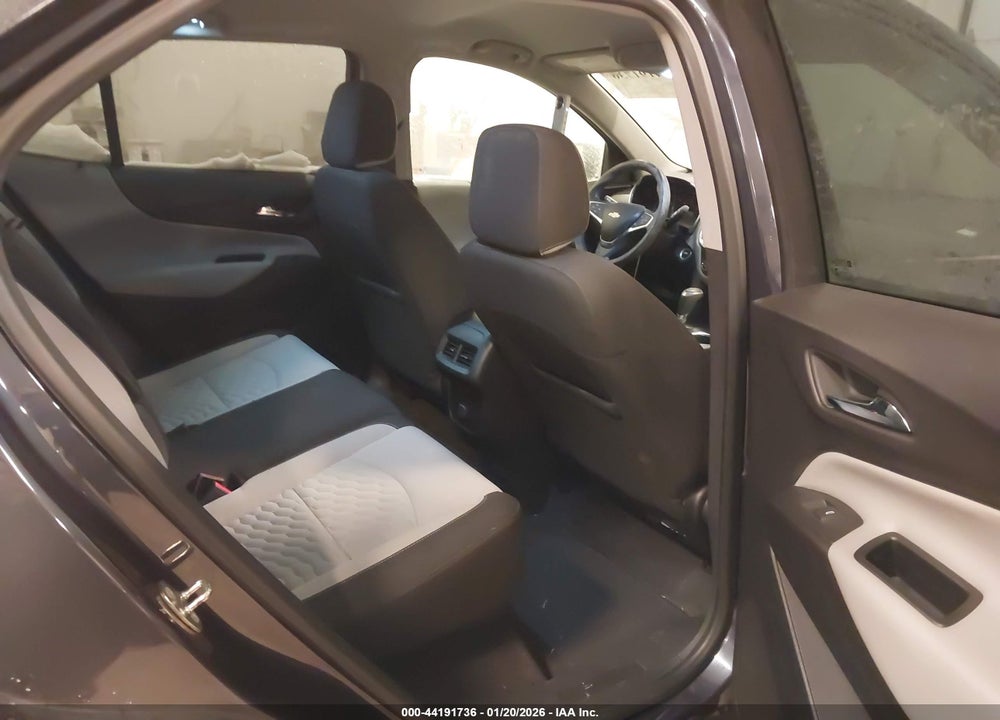2018 CHEVROLET EQUINOX LS VIN: 3GNAXHEV4JS574699