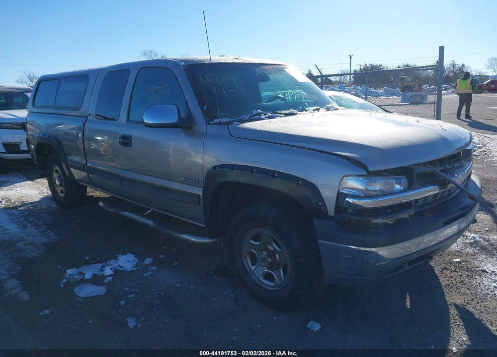 2000 CHEVROLET SILVERADO 1500 LS VIN: 1GCEK19V3YE417485