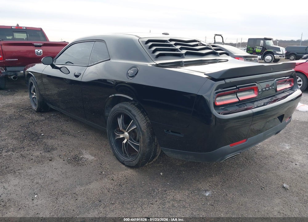 2018 DODGE CHALLENGER SXT VIN: 2C3CDZAG7JH212994