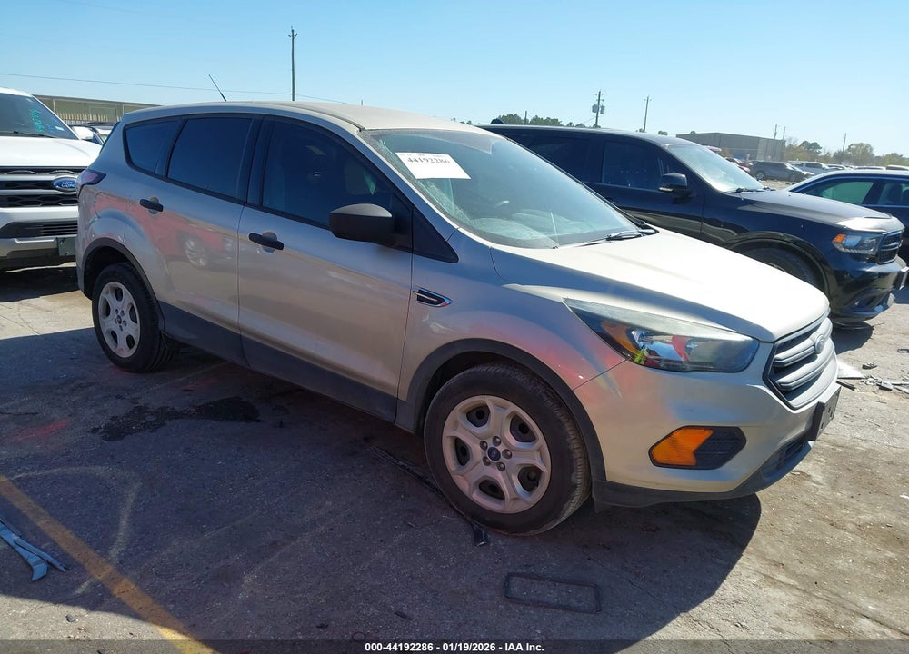 2018 FORD ESCAPE S VIN: 1FMCU0F76JUB11244