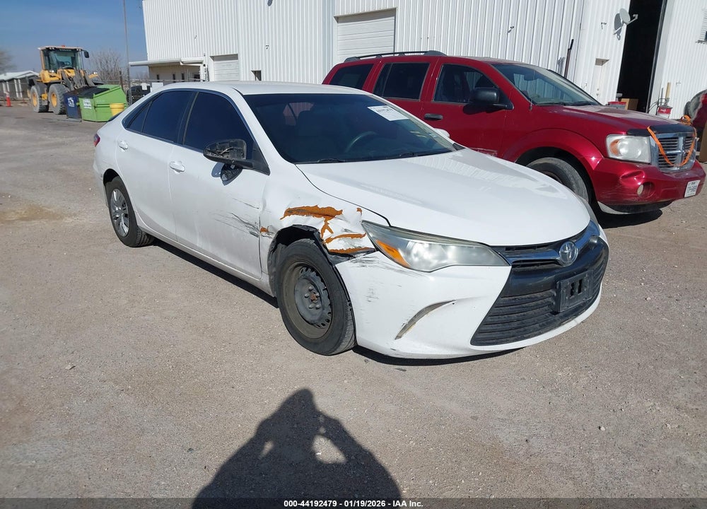 2017 TOYOTA CAMRY LE VIN: 4T1BF1FK4HU661598