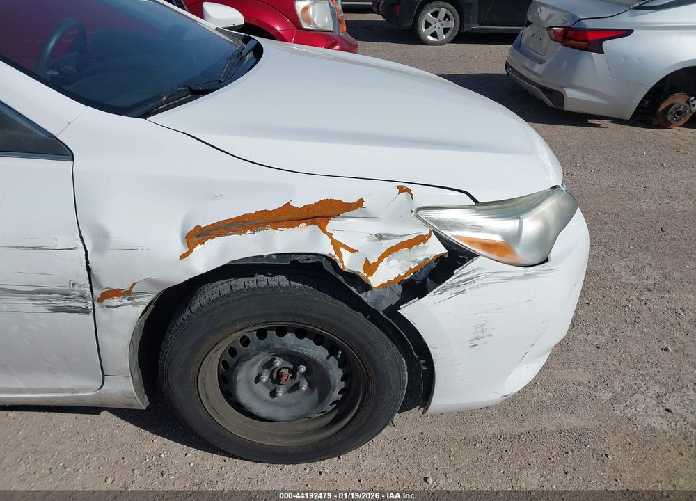 2017 TOYOTA CAMRY LE VIN: 4T1BF1FK4HU661598