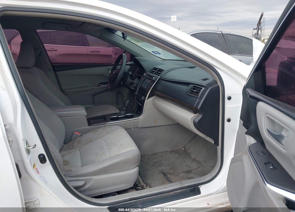 2017 TOYOTA CAMRY LE VIN: 4T1BF1FK4HU661598
