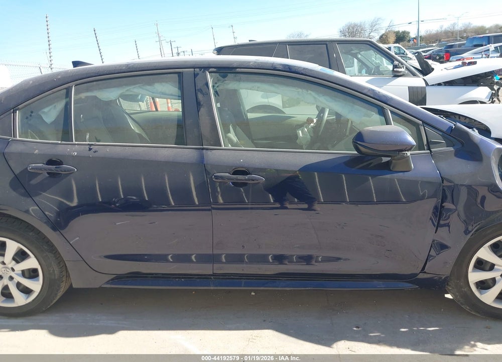 2020 TOYOTA COROLLA LE VIN: JTDEPRAE7LJ062154