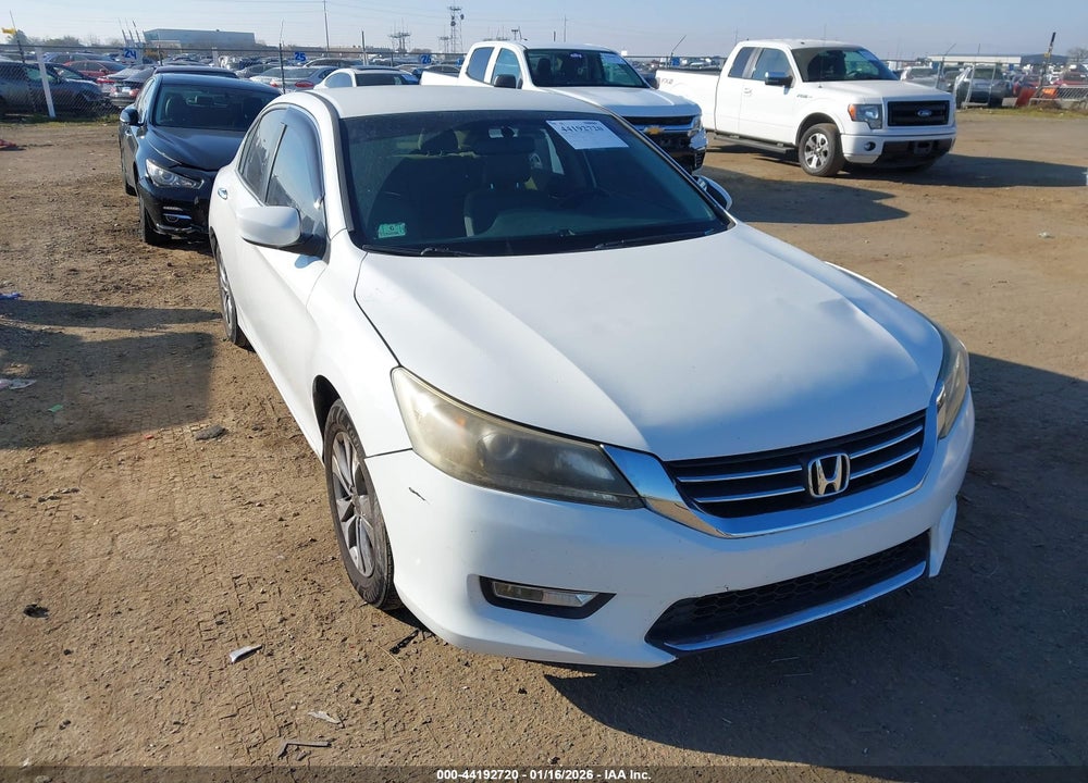 2015 HONDA ACCORD LX VIN: 1HGCR2F30FA055715