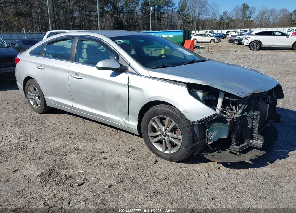 2017 HYUNDAI SONATA VIN: 5NPE24AF8HH471810