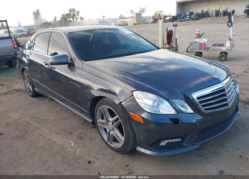 2011 MERCEDES-BENZ E 550 VIN: WDDHF7CB0BA395873