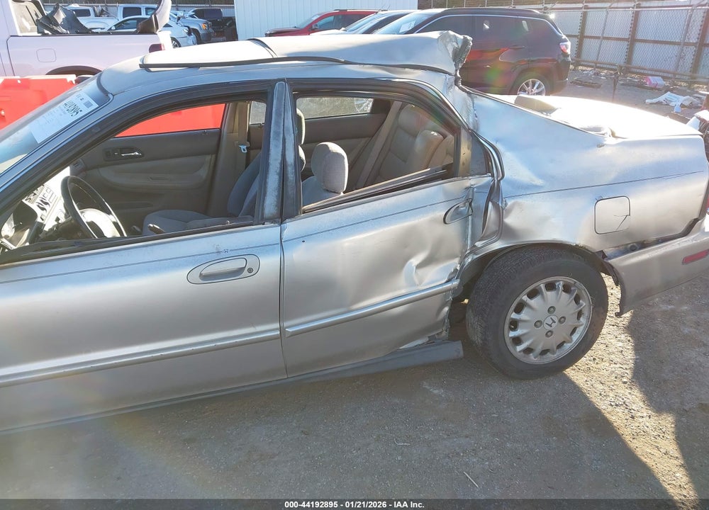 1996 HONDA ACCORD EX VIN: 1HGCD5560TA098457