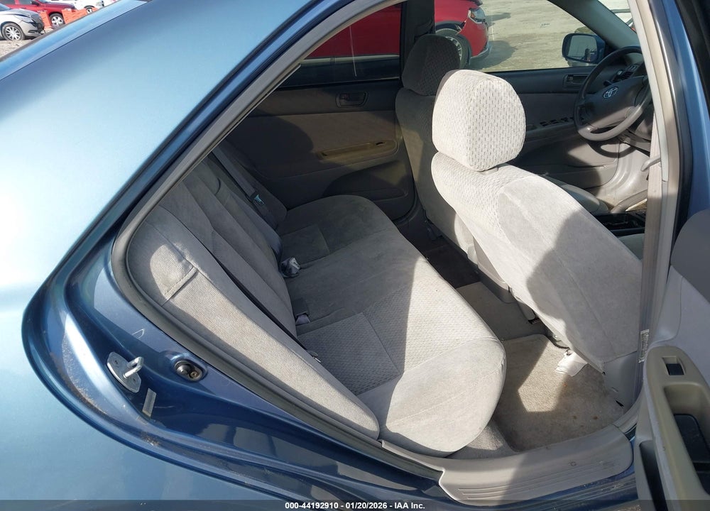 2003 TOYOTA CAMRY LE VIN: 4T1BE32K83U669779