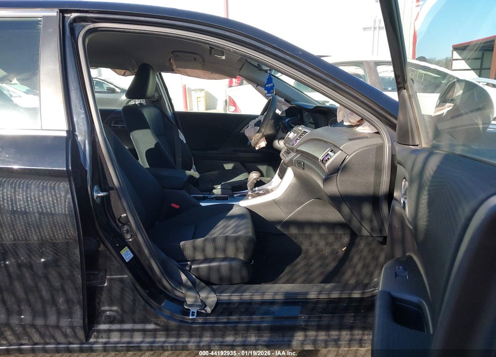 2014 HONDA ACCORD LX VIN: 1HGCR2F37EA165885