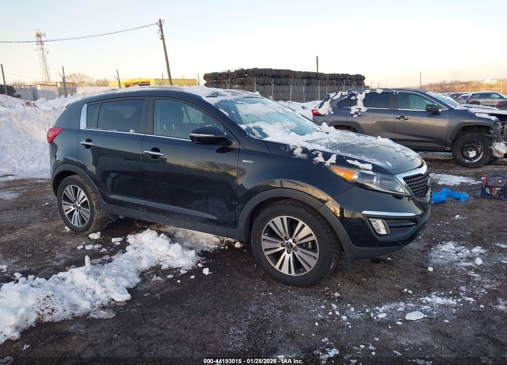 2016 KIA SPORTAGE EX VIN: KNDPCCAC1G7807239