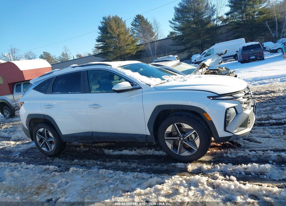 2025 HYUNDAI TUCSON SEL VIN: 5NMJBCDE1SH573076