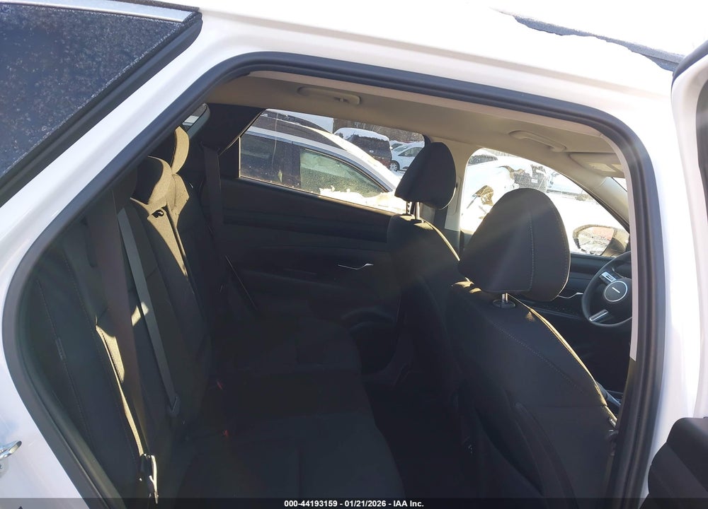 2025 HYUNDAI TUCSON SEL VIN: 5NMJBCDE1SH573076
