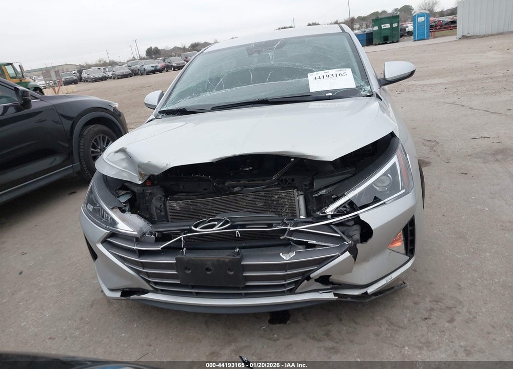 2019 HYUNDAI ELANTRA SEL VIN: 5NPD84LF6KH488233