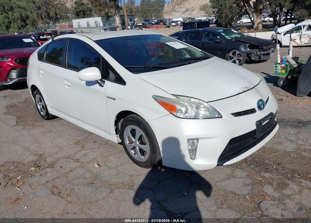 2015 TOYOTA PRIUS TWO VIN: JTDKN3DU1F1991351