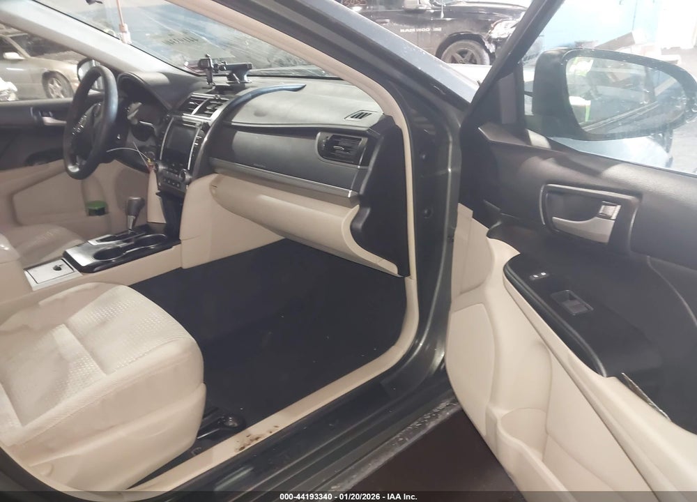 2014 TOYOTA CAMRY LE VIN: 4T4BF1FK0ER387205