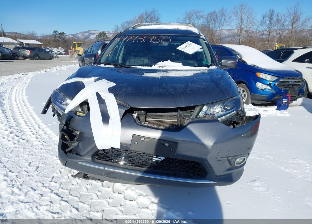 2015 NISSAN ROGUE SL VIN: 5N1AT2MV5FC825208