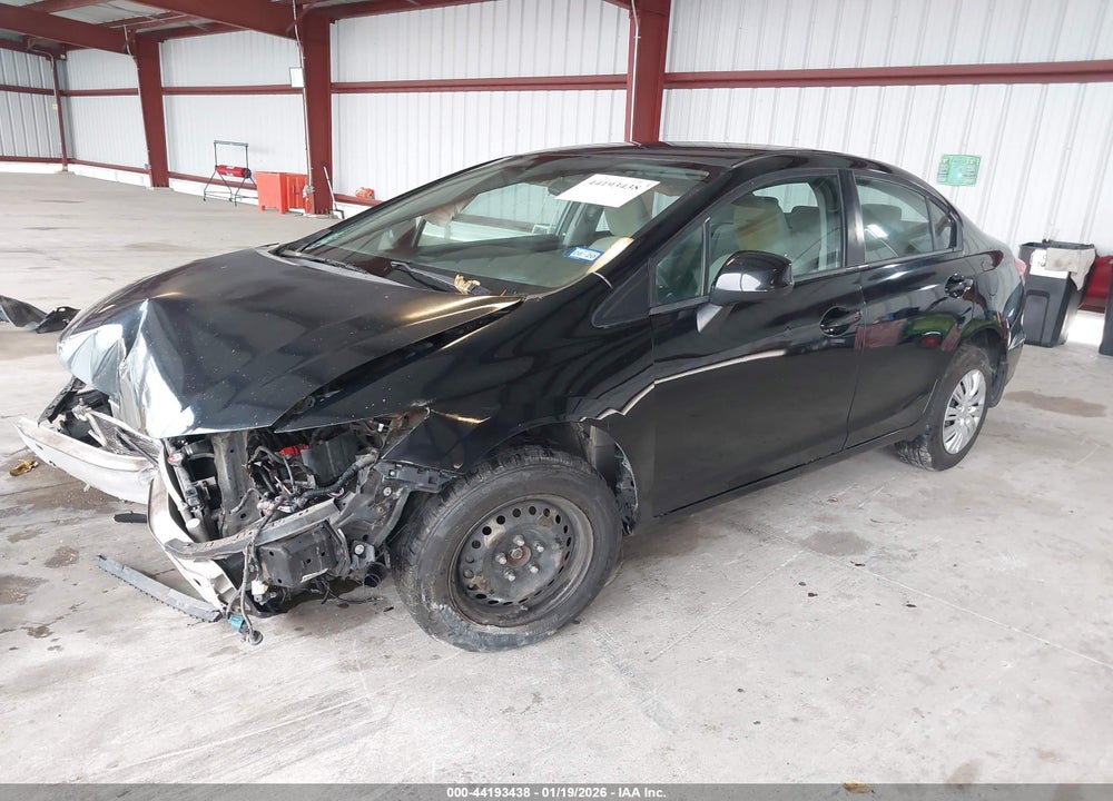 2013 HONDA CIVIC LX VIN: 19XFB2F58DE083032
