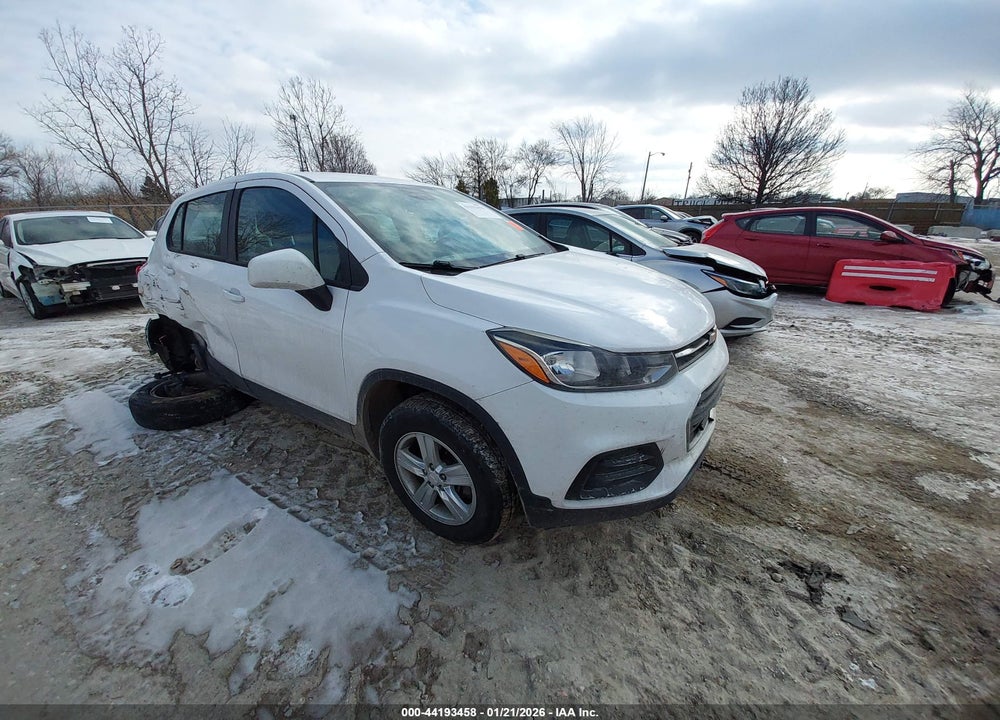 2018 CHEVROLET TRAX LS VIN: 3GNCJNSB3JL368741