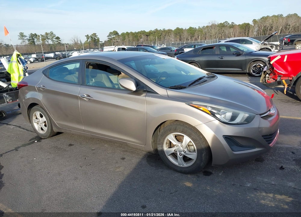 2015 HYUNDAI ELANTRA SE VIN: 5NPDH4AEXFH621723